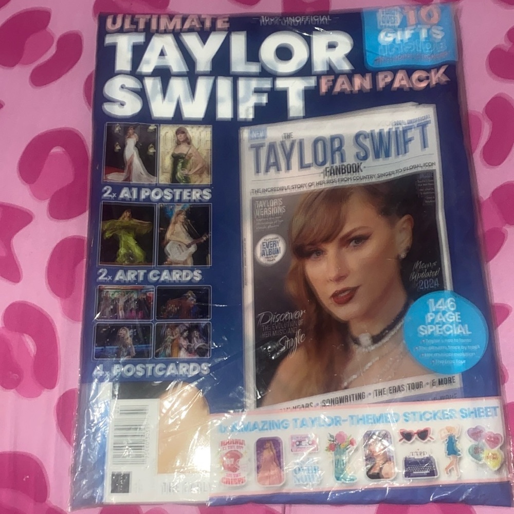 Taylor Swift fan pack NWT